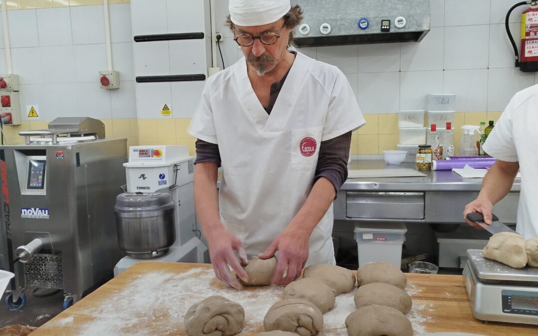 INICIACION A LA PANADERIA
